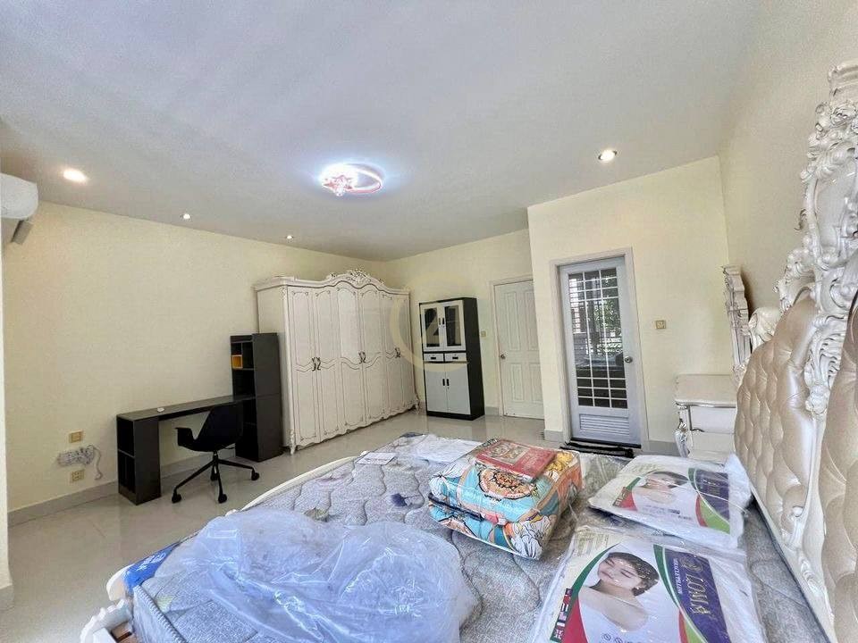 photo_2024-10-26_10-30-10