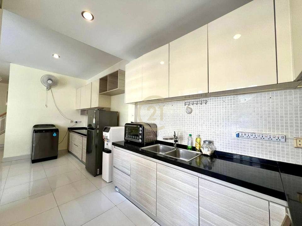 photo_2024-10-26_10-30-51