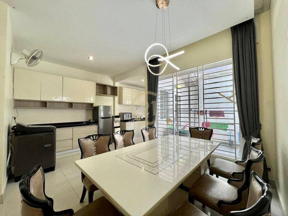 photo_2024-10-26_10-30-57