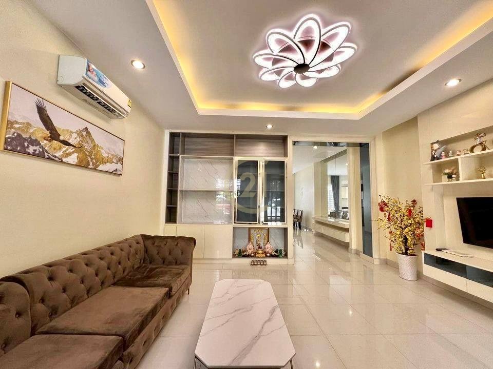 photo_2024-10-26_10-31-04