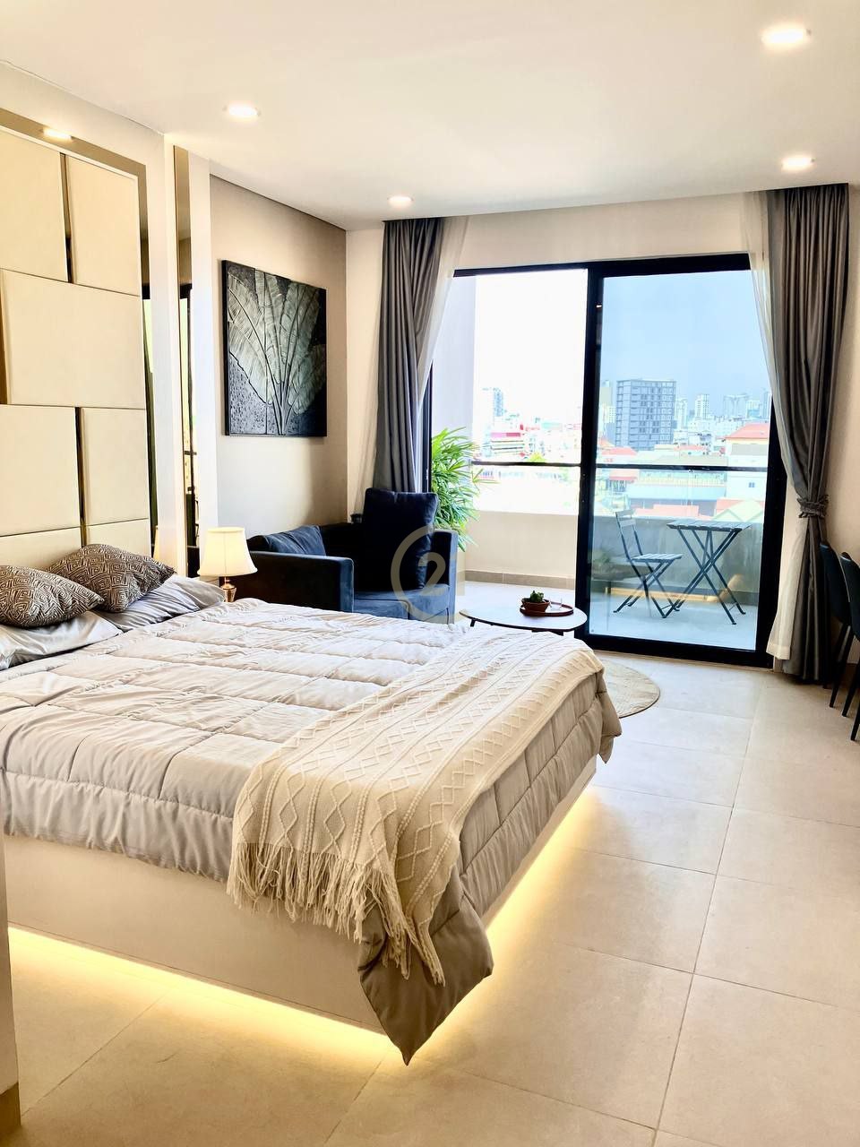 photo_2024-10-31_23-11-48