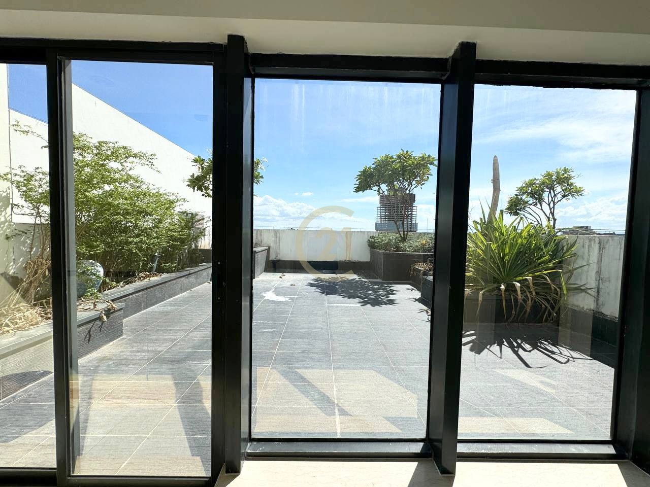 Big Penthouse For Sale At Toul Kork