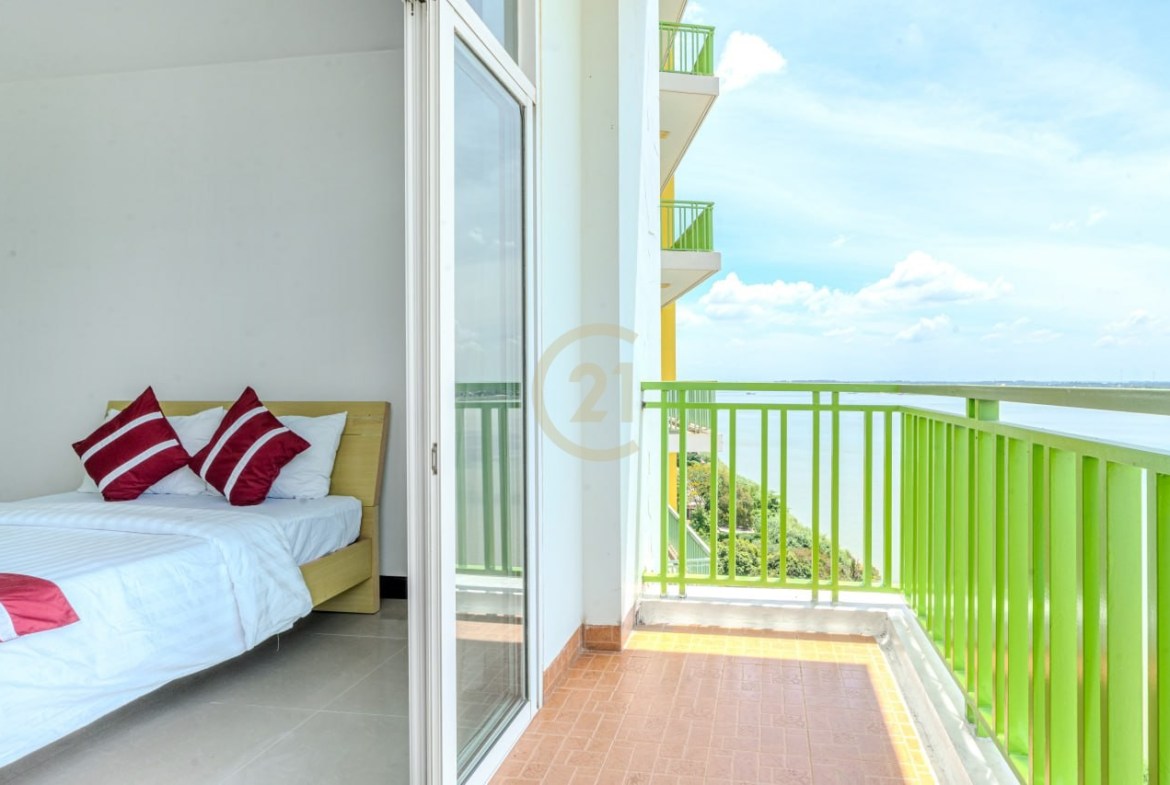 Nice 3 Bedrooom for Rent at Chroy Chongva