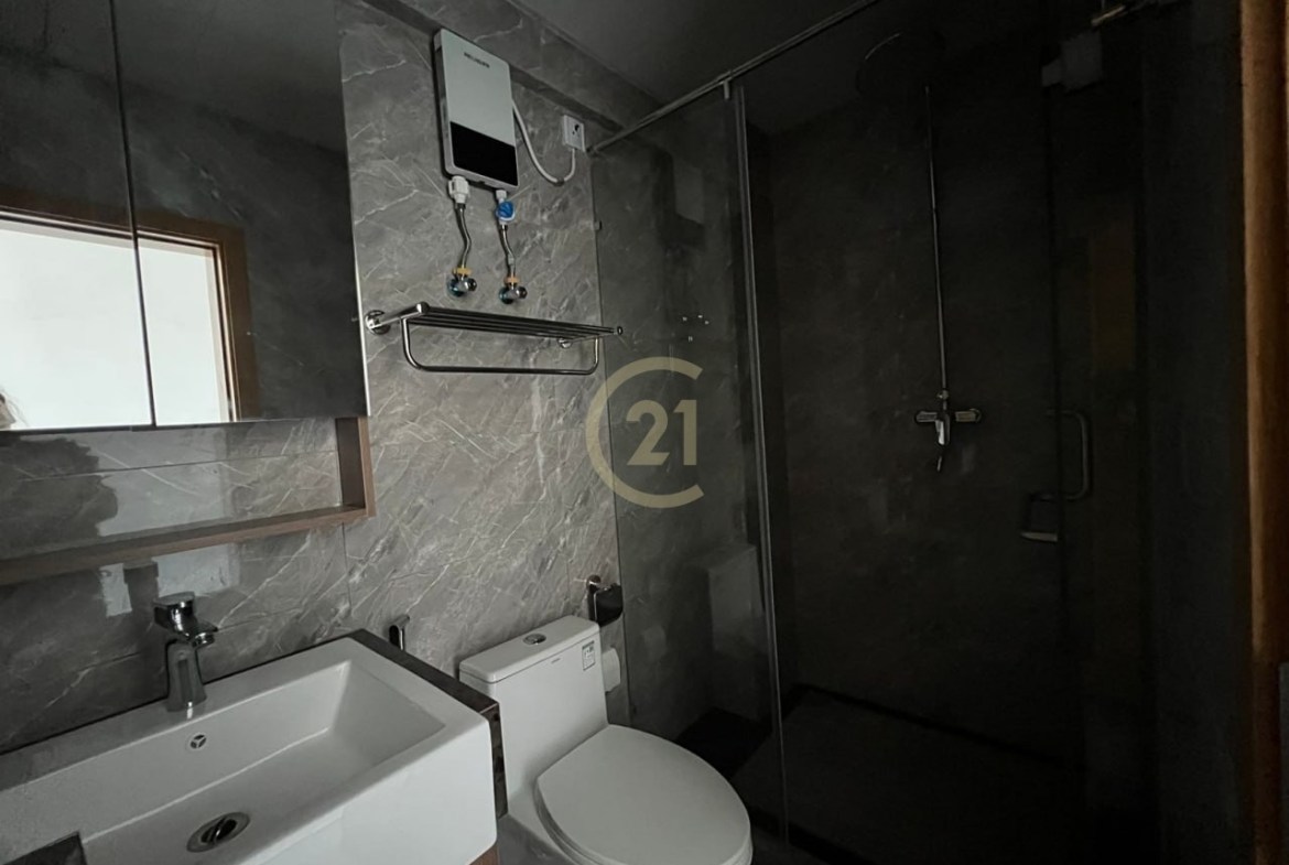 Best Condo Studio Room For Rent At River Side