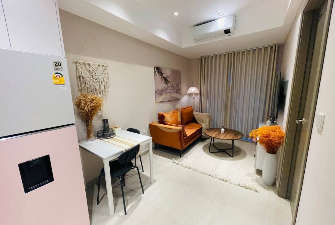 Beautiful 1 Bedroom For Sale at Time Square 3