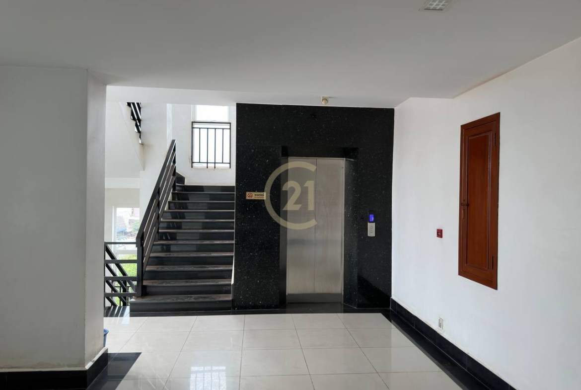 Whole Building For Rent At Toul Kork