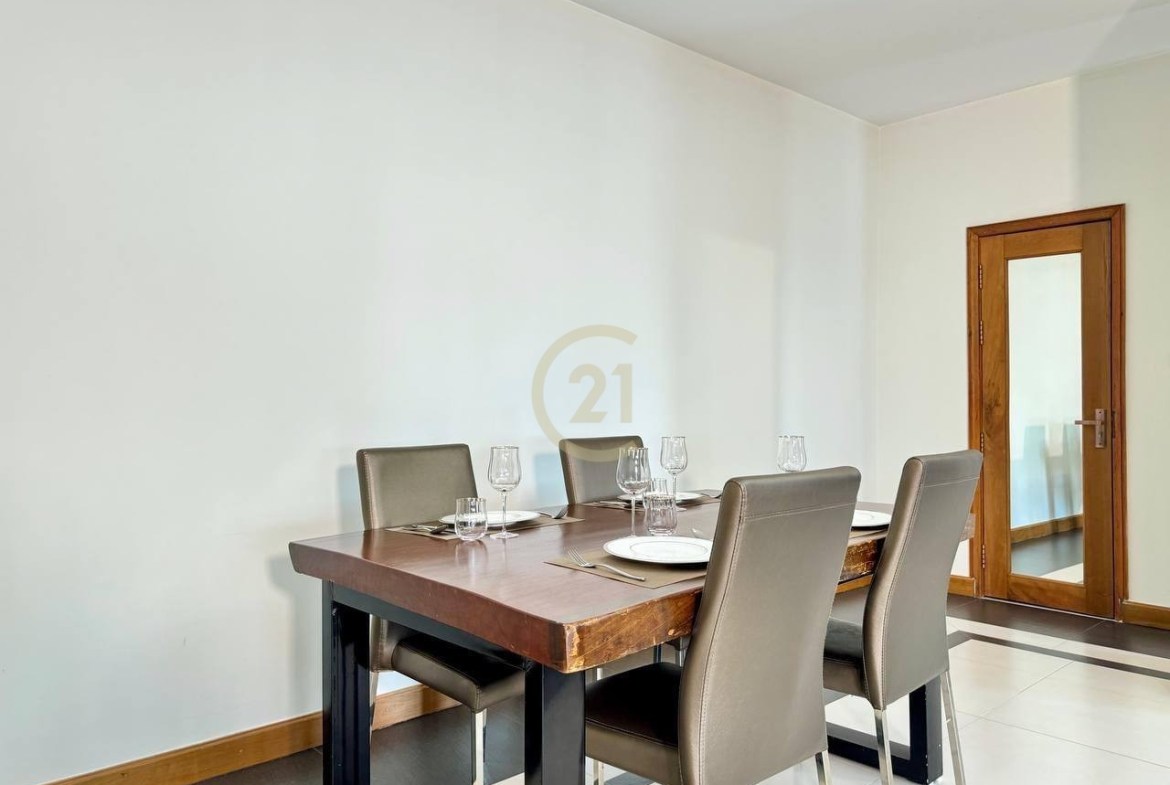 Lovely Two Bedroom for Rent at | BKK1, Phnom Penh
