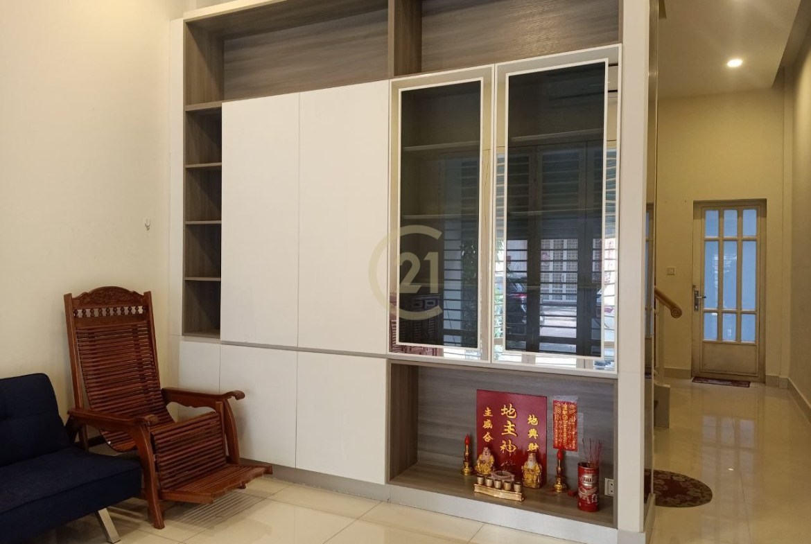 Nice Flat House For Rent at PH Boeung Snao