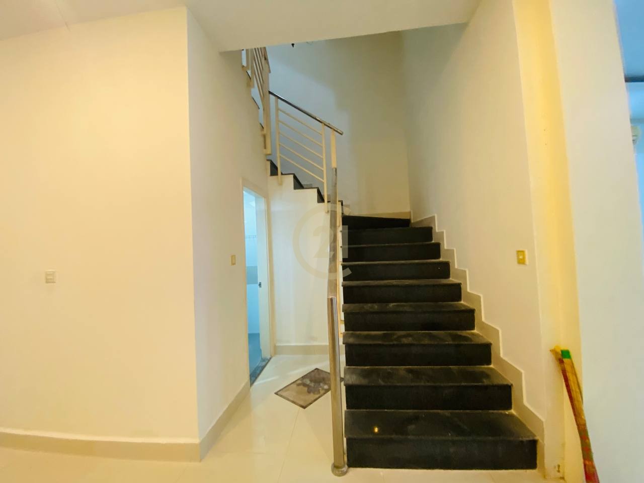 Special Price Villa LA for Rent at PH Boneg Snor