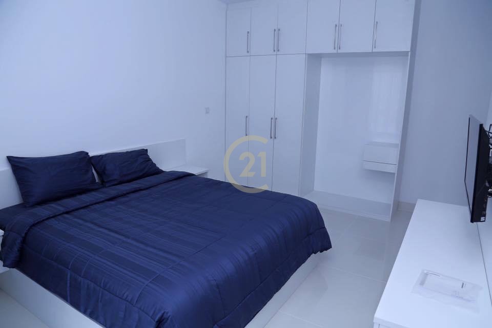 Big Penthouse 4Bedroom For Rent At Toul Tompung