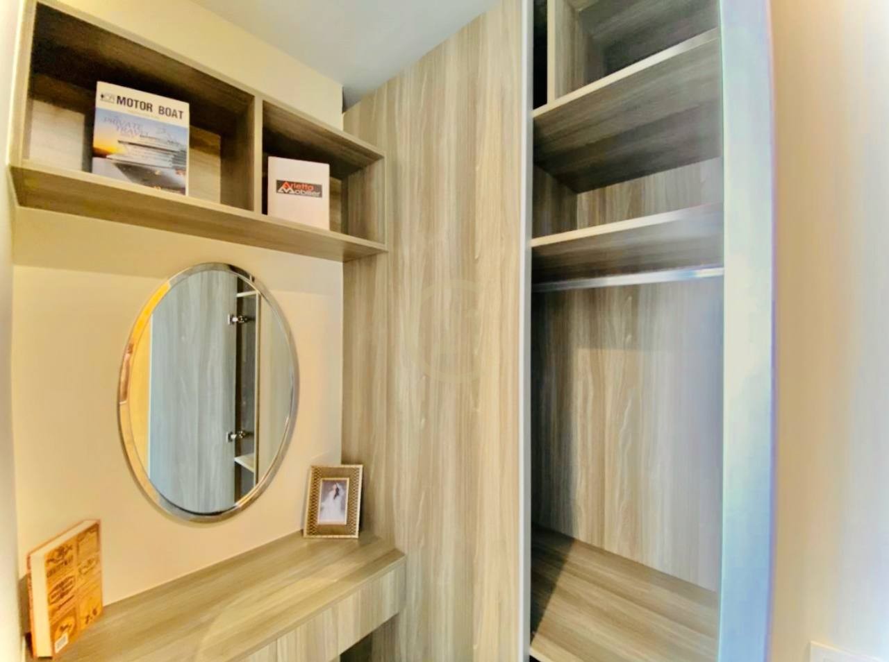 Lovely Two Bedroom for Rent at | Tonle Bassac, Phnom Penh