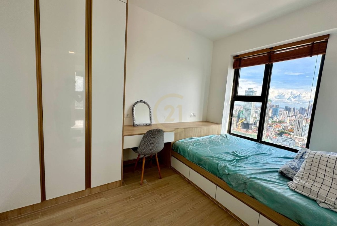 Beautiful Condo 2 Bedrooms For Rent at BKK3