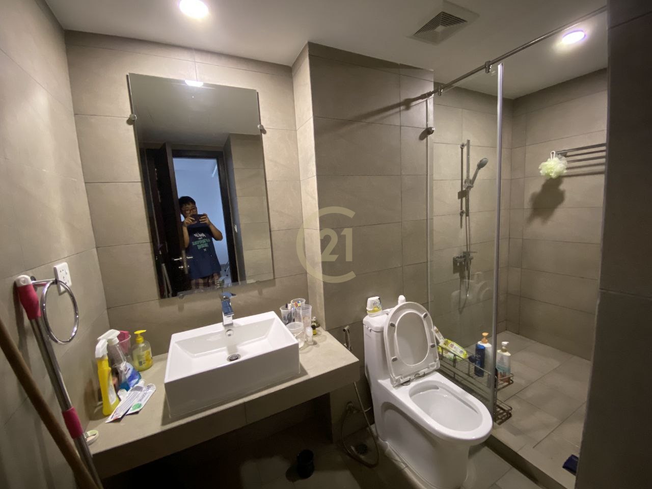 Condo 2 Bedroom For Sale at Urban Village