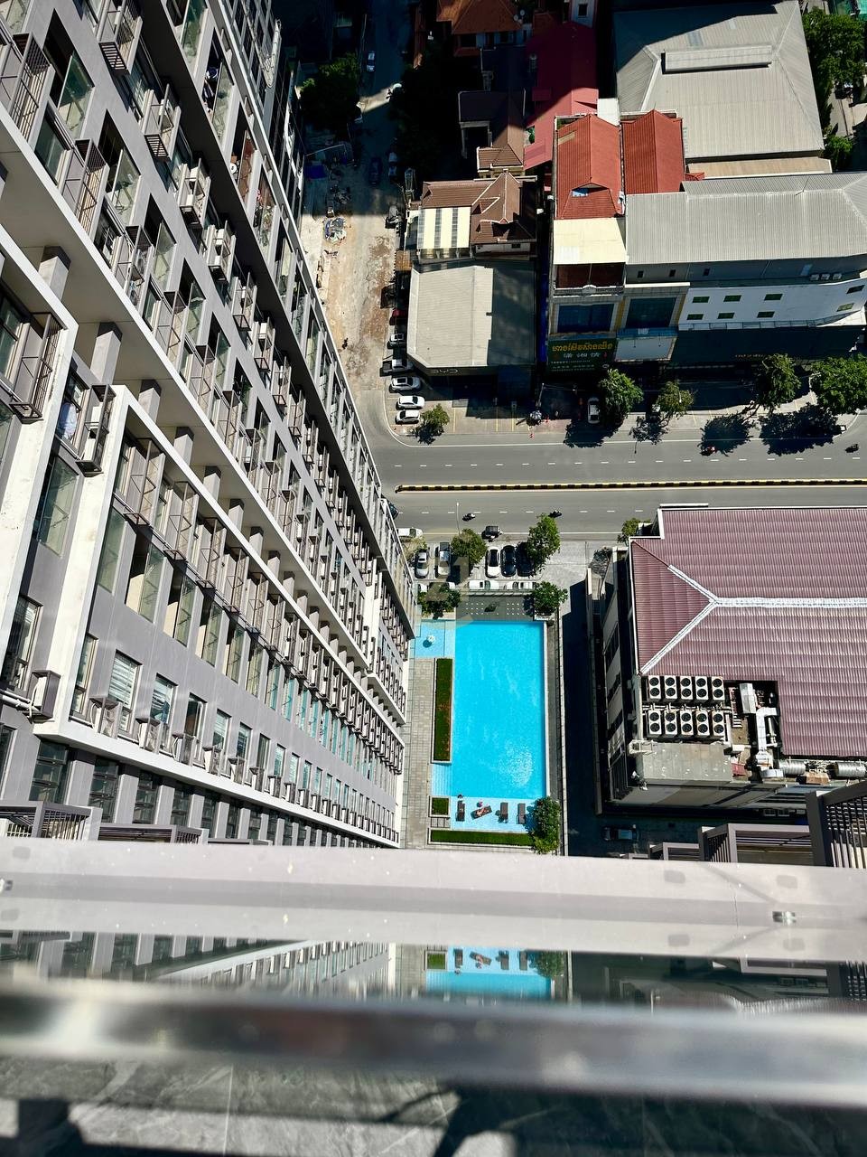 Brand New 1 Bedroom for Rent at BKK3