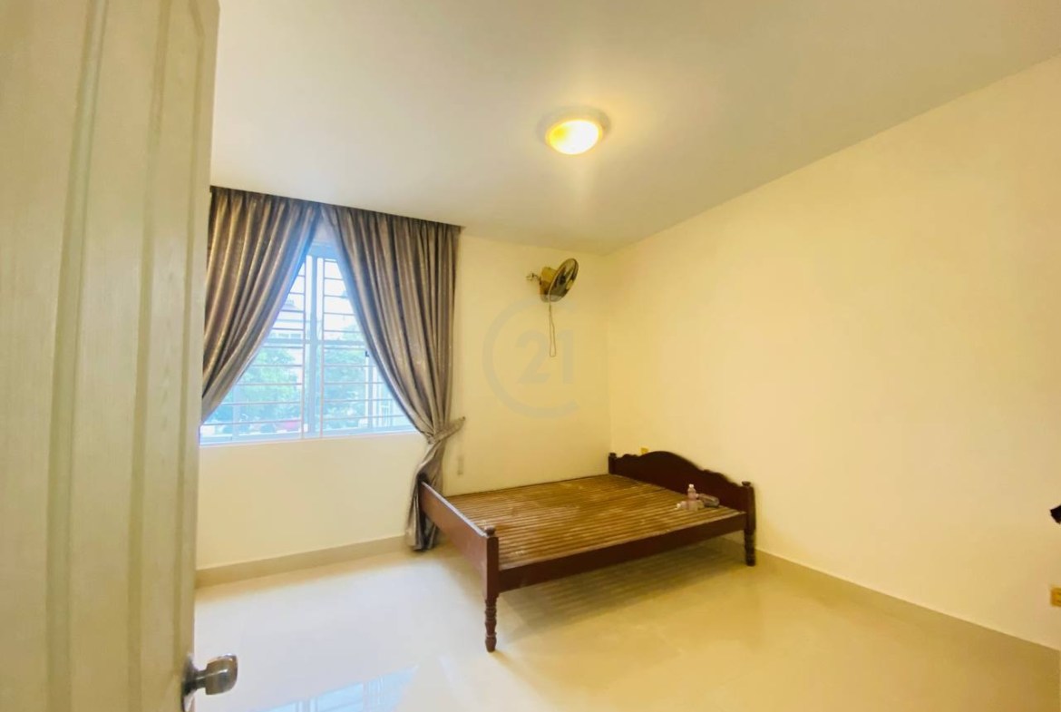 Special Price Villa LA for Rent at PH Boneg Snor