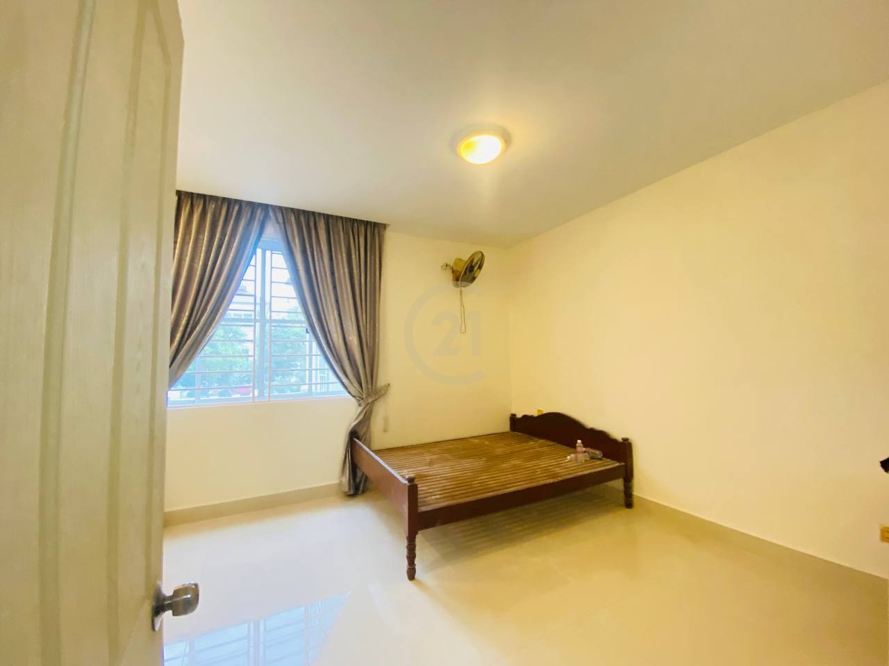 Special Price Villa LA for Rent at PH Boneg Snor