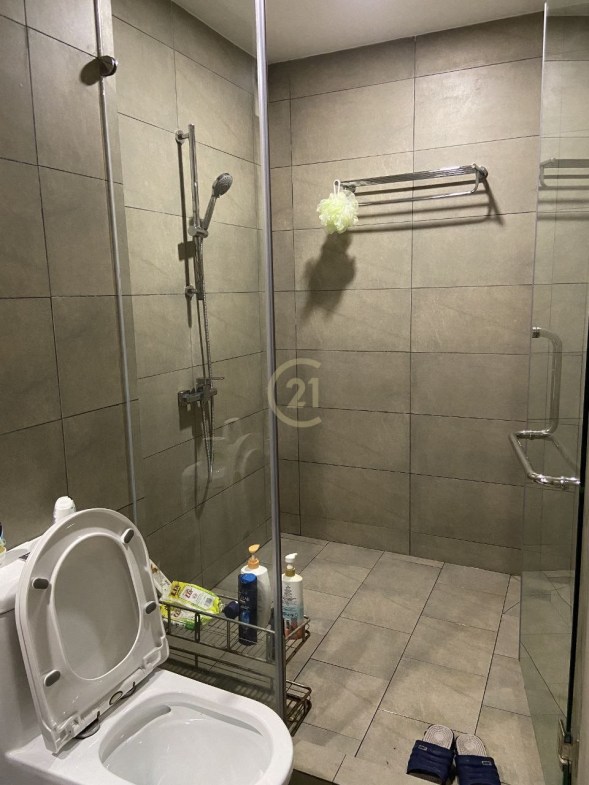 Condo 2 Bedroom For Sale at Urban Village