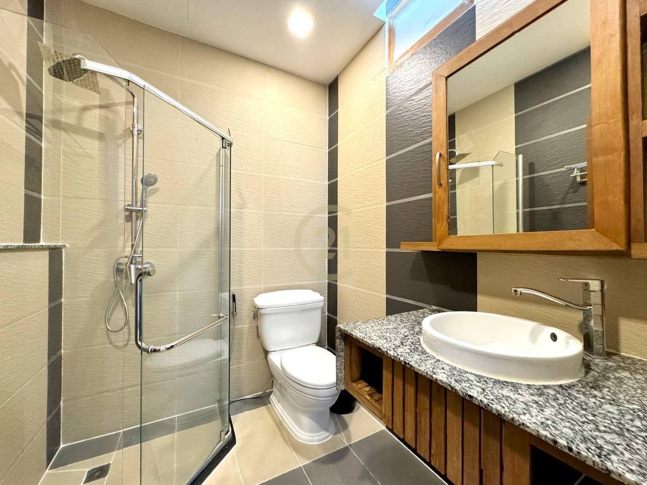 Lovely Two Bedroom for Rent at | BKK1, Phnom Penh