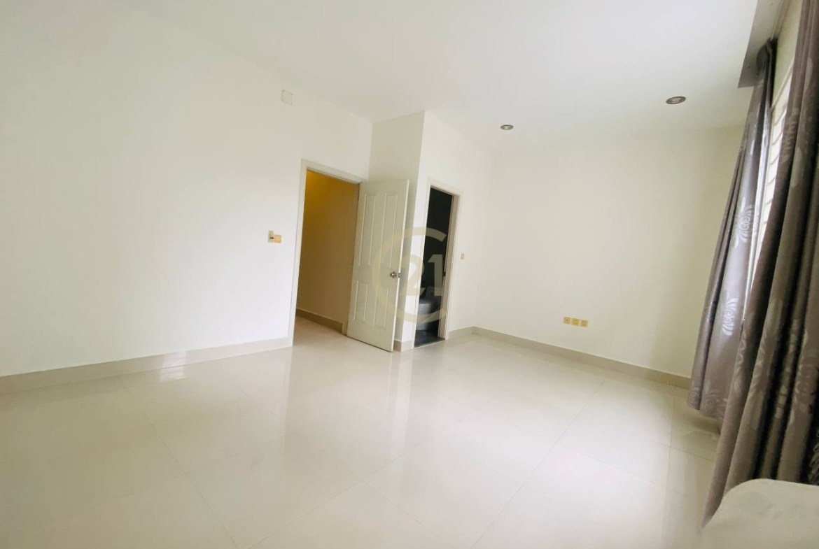 Special Price Villa LA for Rent at PH Boneg Snor