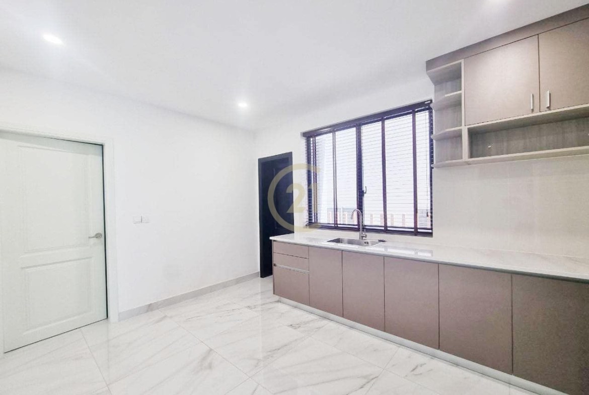 2 Bedroom Apartment For Rent at Doun Penh