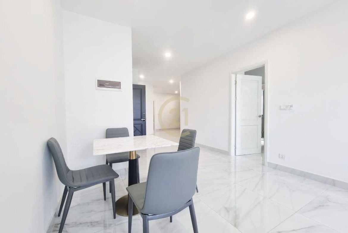 2 Bedroom Apartment For Rent at Doun Penh