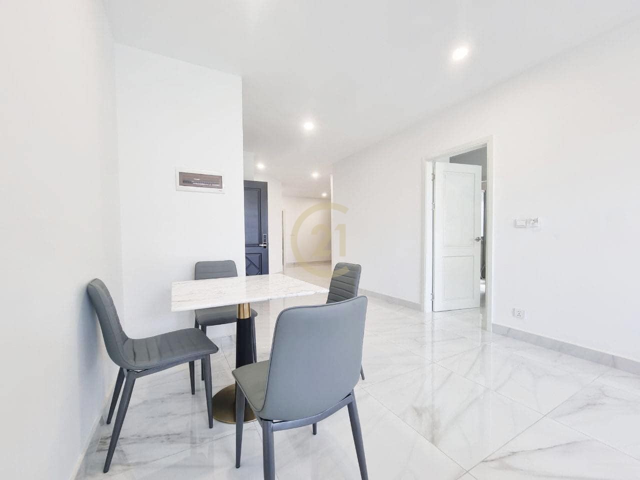 2 Bedroom Apartment For Rent at Doun Penh