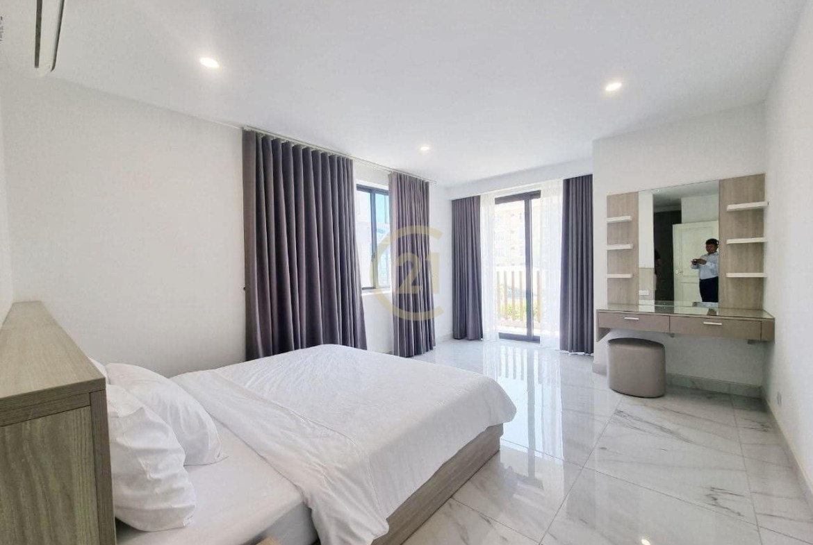 2 Bedroom Apartment For Rent at Doun Penh