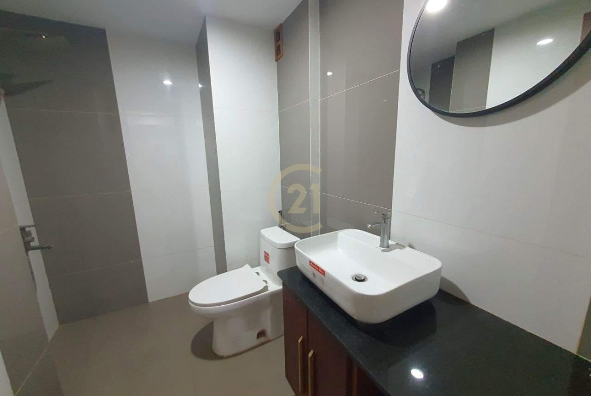 Stylish 1 Bedroom For Rent at Doun Penh