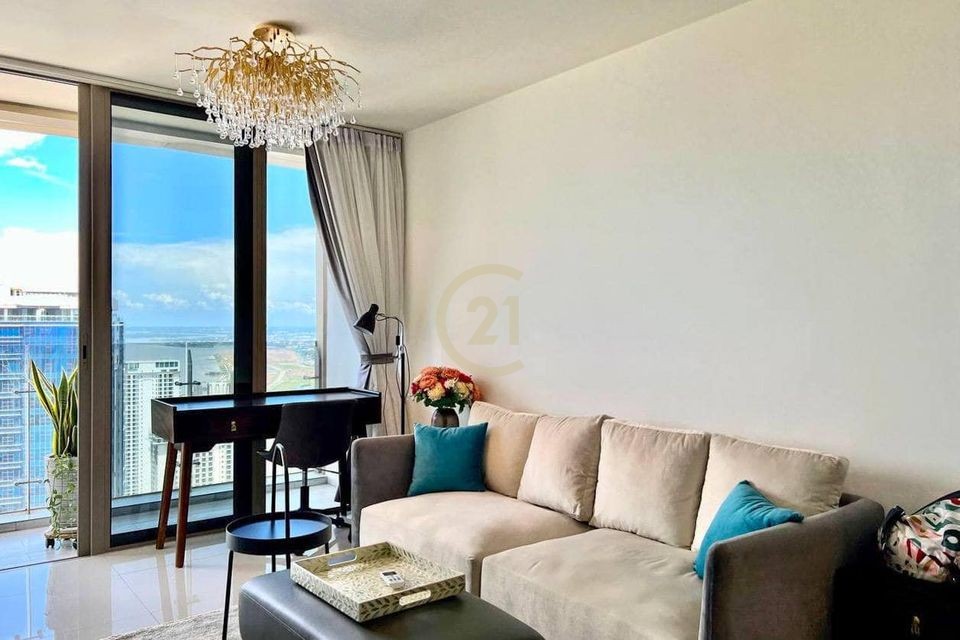 2 Bedroom Condo For Rent at The Peak