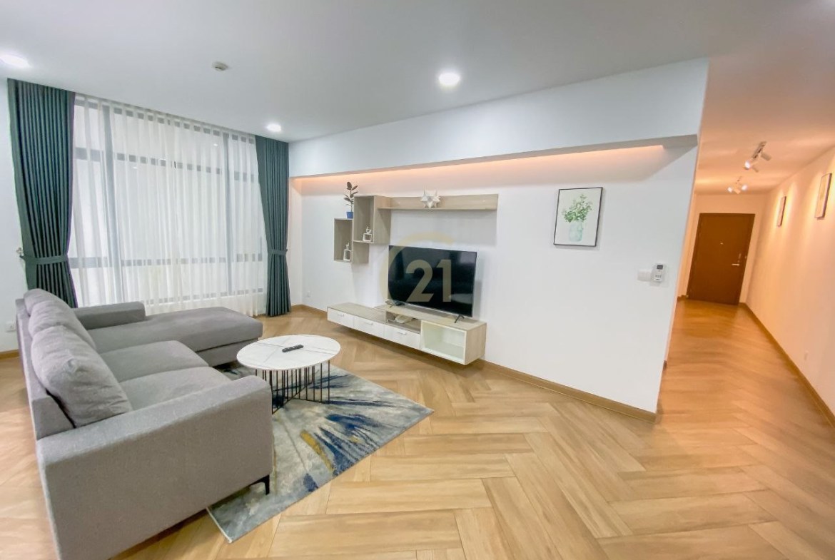 Beautiful One Bedroom For Rent At BKK1