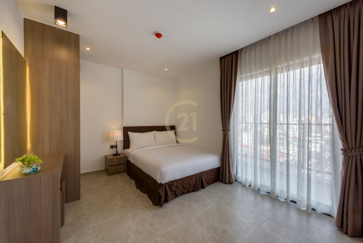 Modern Penthouse Duplex 4Bedroom For Rent At BKK2