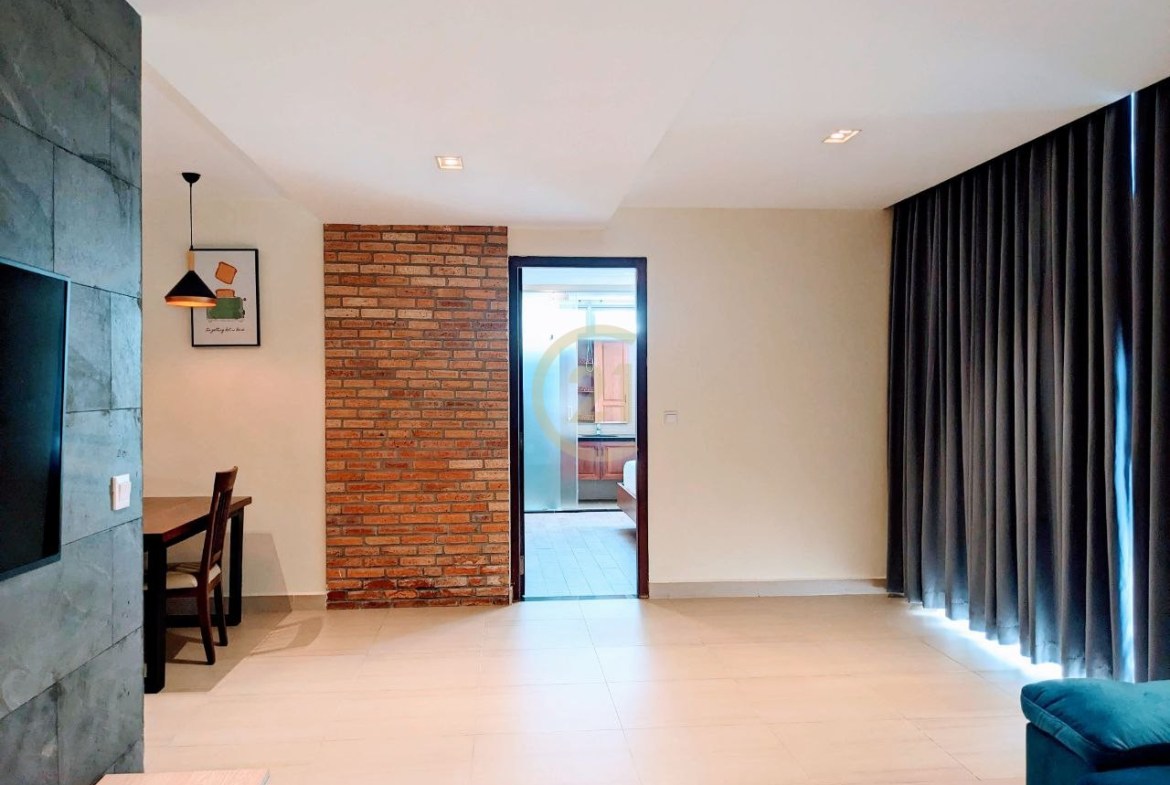 Beautiful Two Bedroom For Rent At BKK1