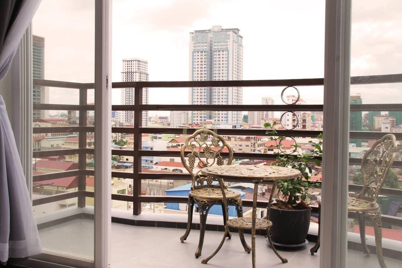 2 Bedroom Serviced Apartment For Rent at BKK2