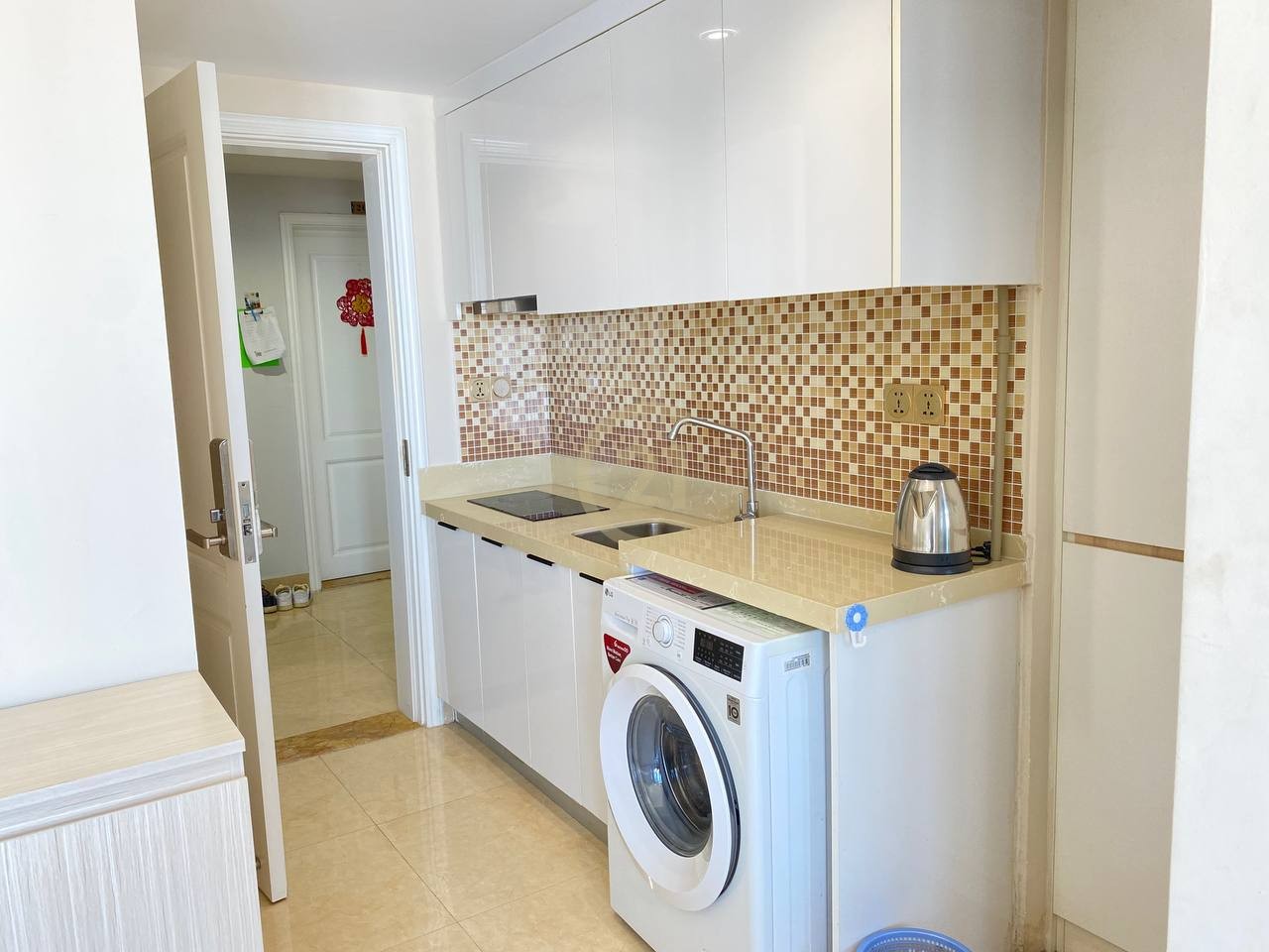 Good Studio for rent at BKK1