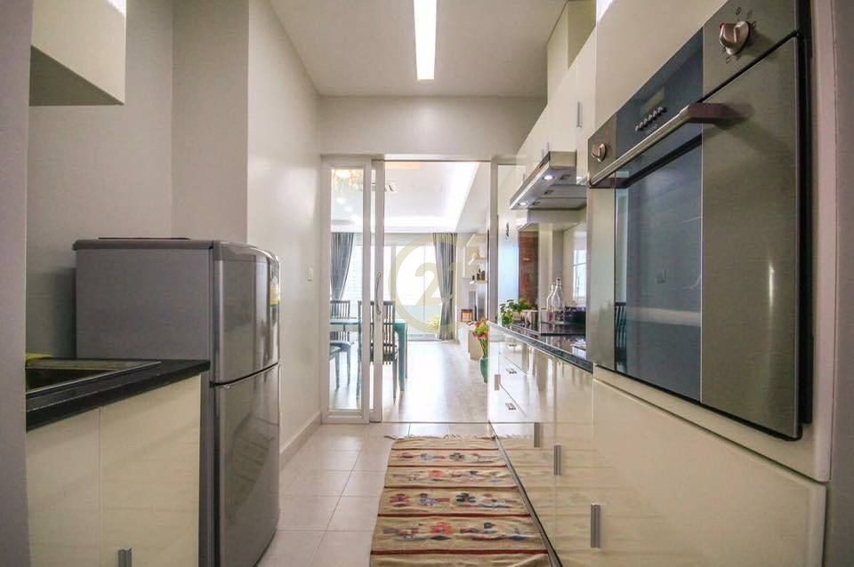 Nice Two Bedroom for rent at BKK1