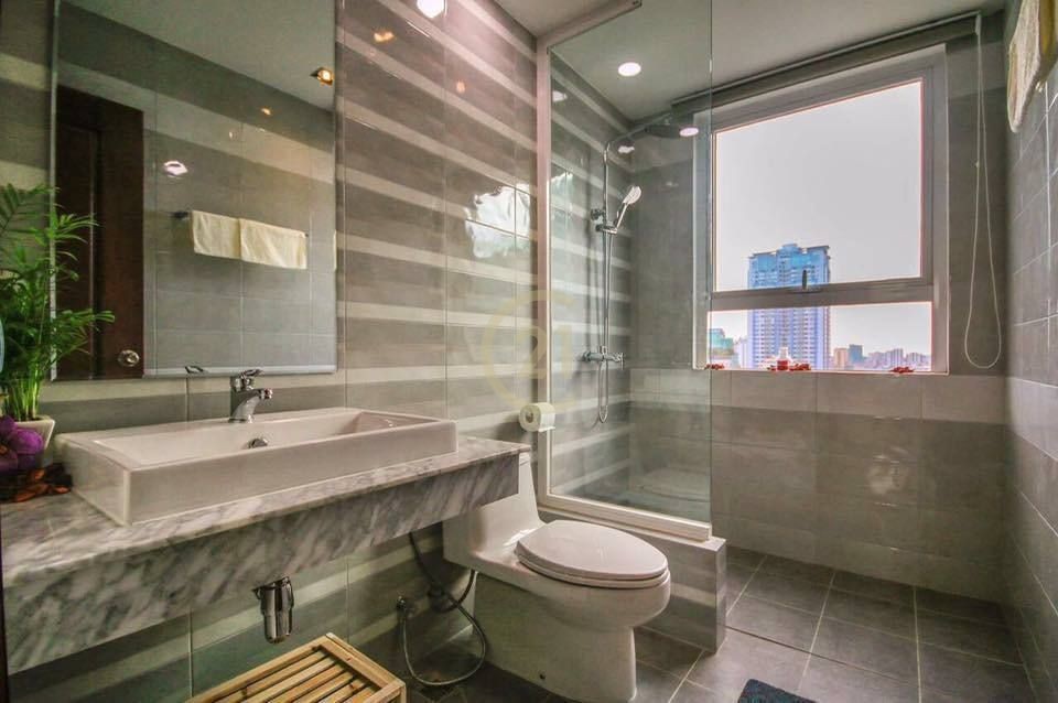 Nice Two Bedroom for rent at BKK1