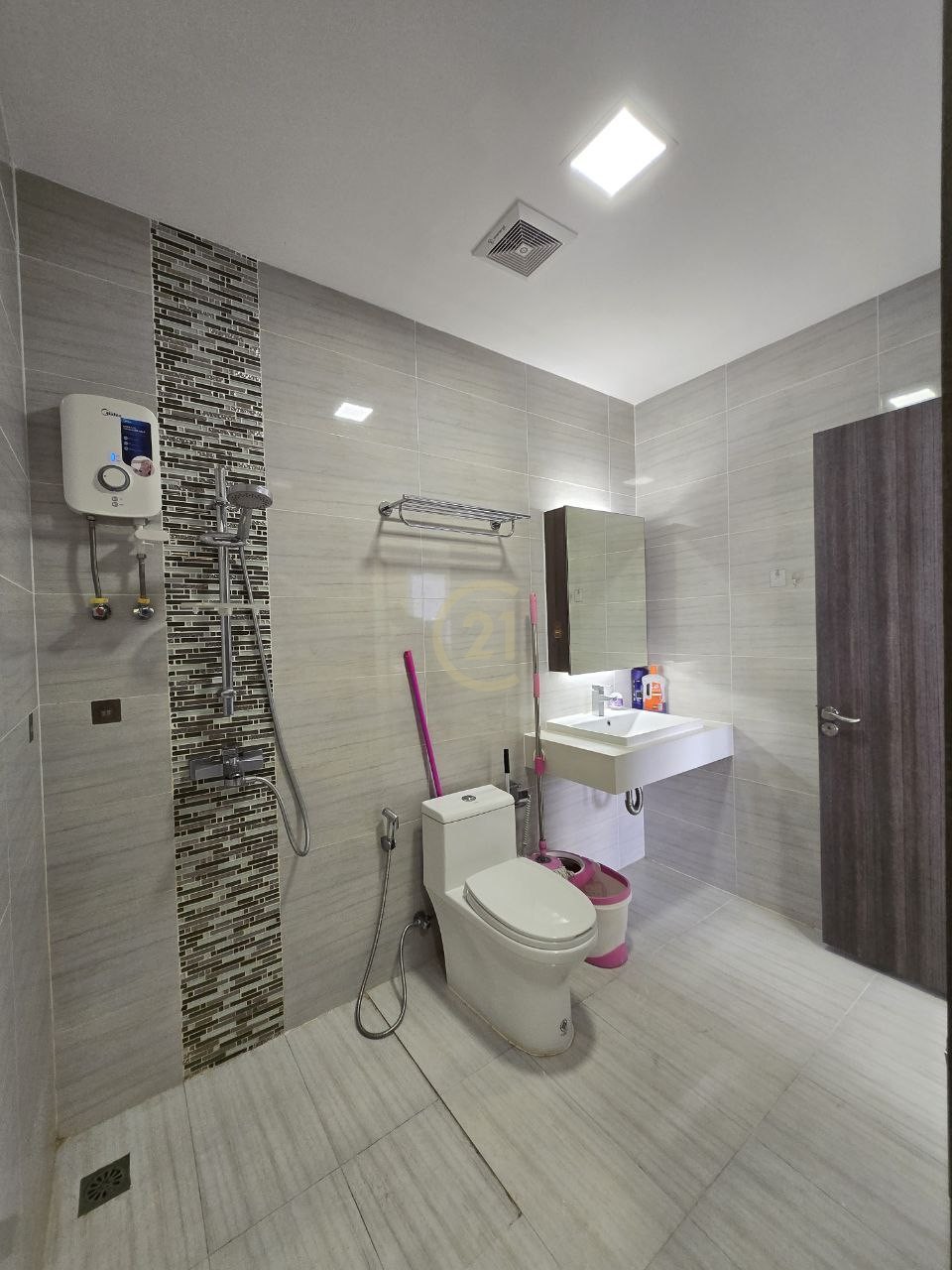 GOOD One Bedroom for rent at Orkide 2004