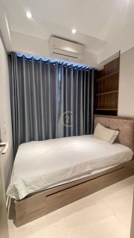 Condo 3 Bedroom For Rent at Time Square 3