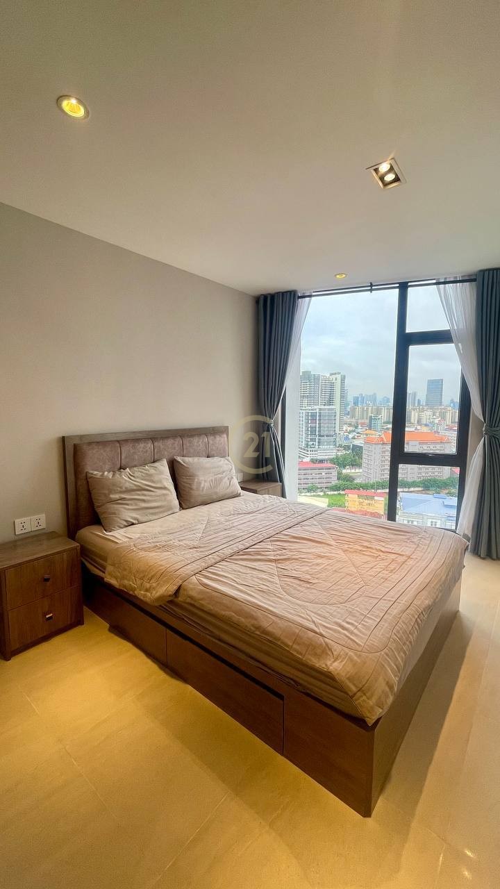 Condo 3 Bedroom For Rent at Time Square 3