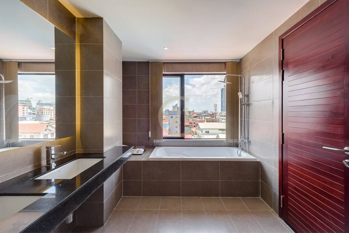Specious 3 Bedroom Apartment For Rent at BKK2