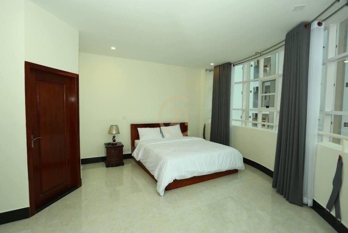 2 Bedroom Serviced Apartment For Rent at BKK2