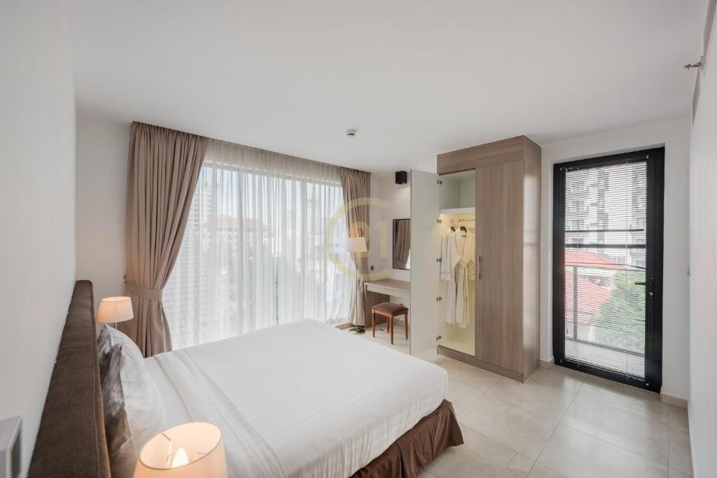 Big Two Bedroom For Rent At BKK1