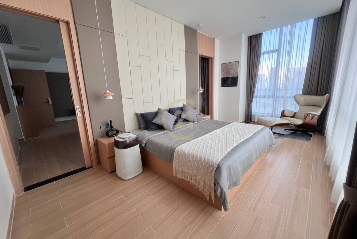 Brand New One Bedroom For Rent At BKK1