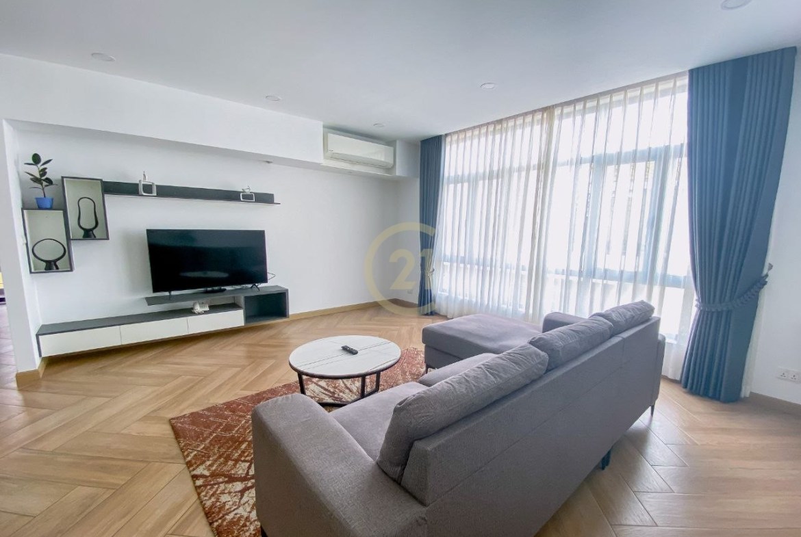 MODERN ONE BEDROOM FOR RENT AT BKK1