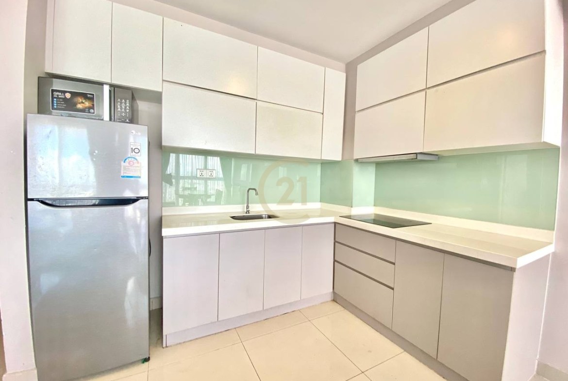 4 Bedroom Condo for Rent at Tonle Bassac