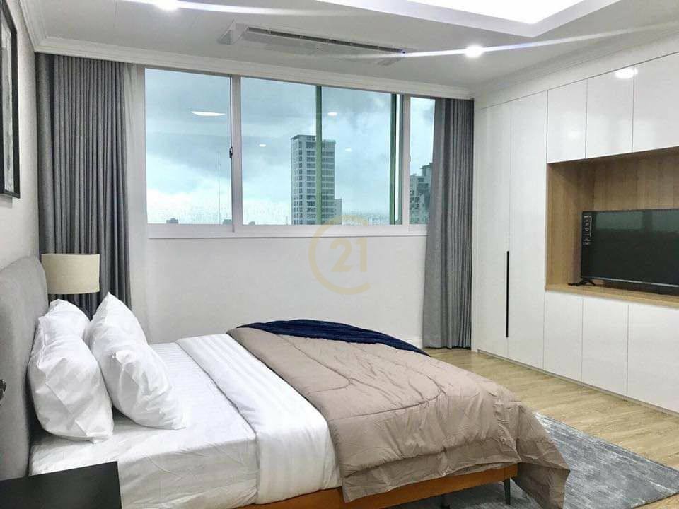Specious 1 Bedroom For Rent at BKK1