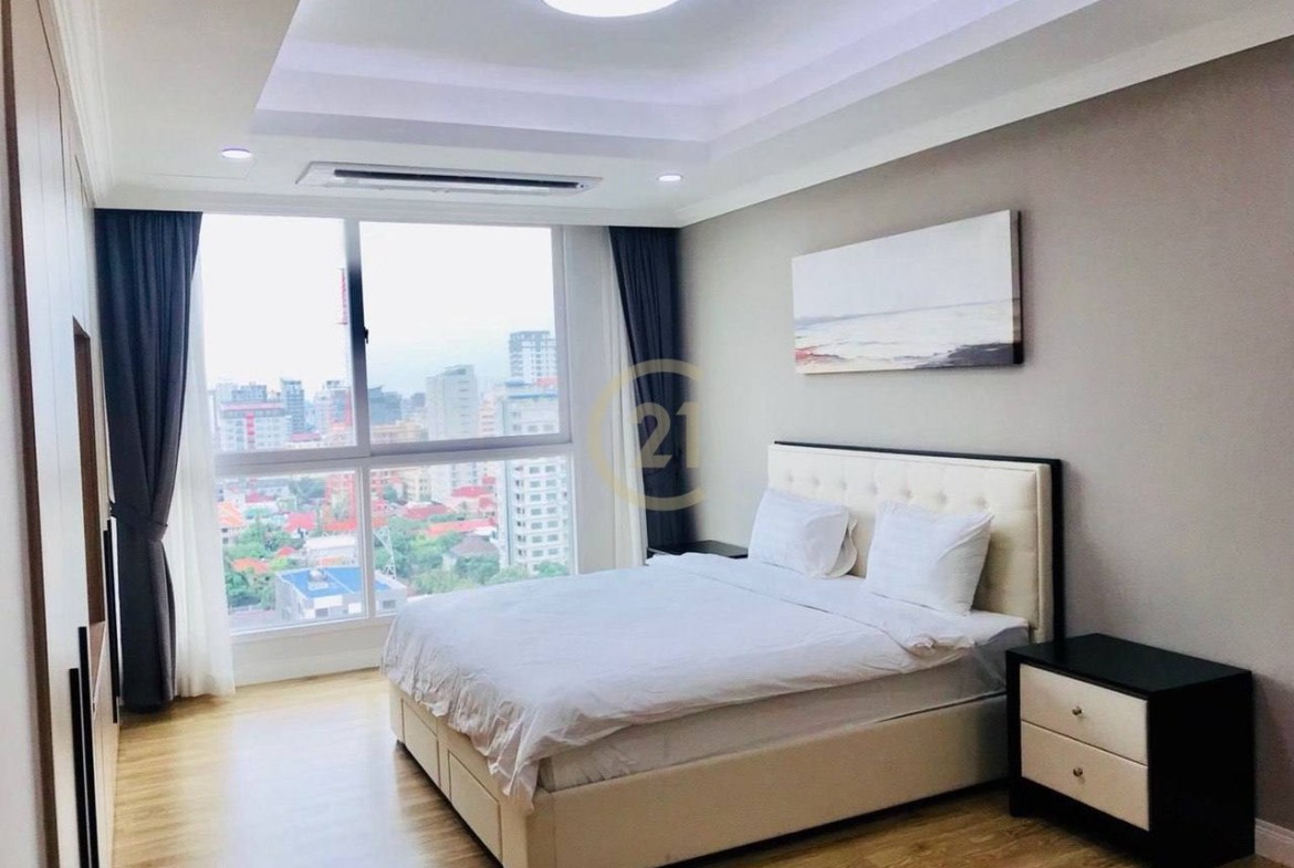 Specious 1 Bedroom For Rent at BKK1
