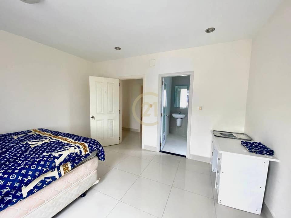 Villa for rent with fully furniture in Beng Hout Beng Snaor