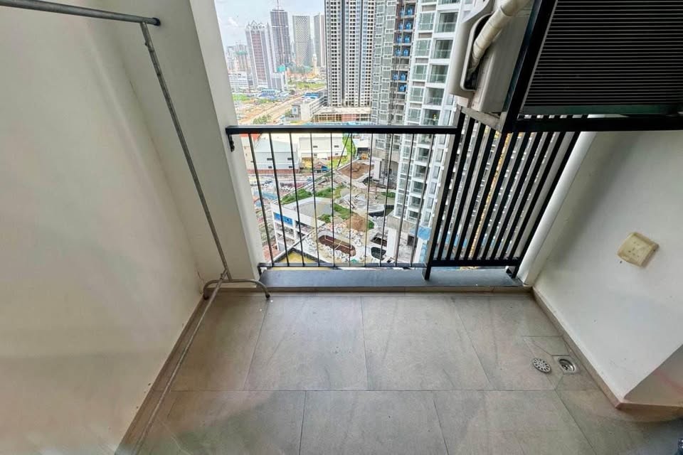 LUXURIOUS TWO BEDROOM FOR RENT