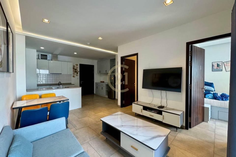 LUXURIOUS TWO BEDROOM FOR RENT